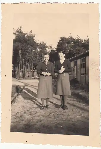 (F18521) Orig. Foto Frauen im R.A.D.-Lager Karstädt (Prignitz) 1930er
