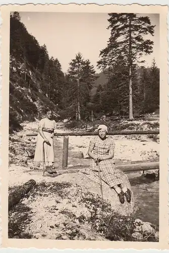 (F18419) Orig. Foto Chiemgau, Frauen a. Kraxenbach, Brücke 1935