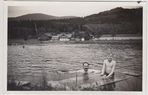 (F18291) Orig. Foto Bodenmais, Personen im Arbersee 1939