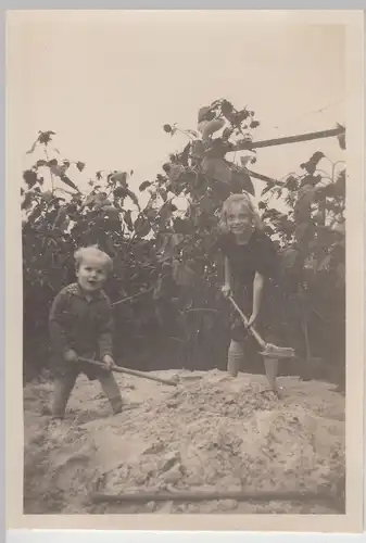 (F18197) Orig. Foto Kinder Ursula u. Ulrich i. Sandkasten, Bremen Horn 1930