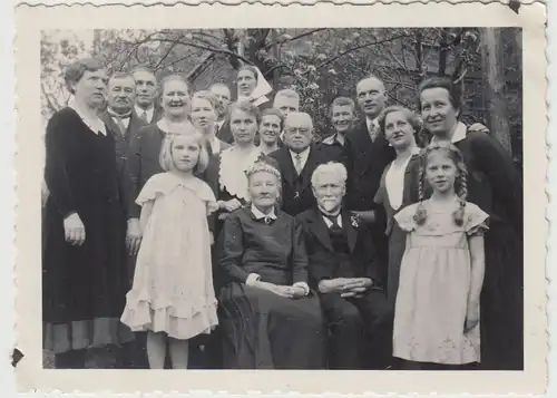 (F18074) Orig. Foto Paar m. Gäste, Goldene Hochzeit i. Hildesheim 1933