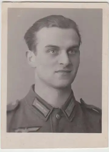 (F17970) Orig. Foto Porträt deutscher Soldat Kurt 1943