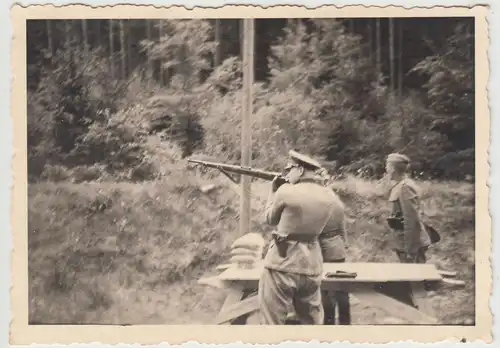 (F17899) Orig. Foto Adlershorst (Or?owo), dt. Soldaten Schießübung 1940er