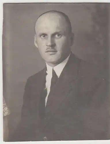 (F17698) Orig. Foto Porträt junger Mann 1926