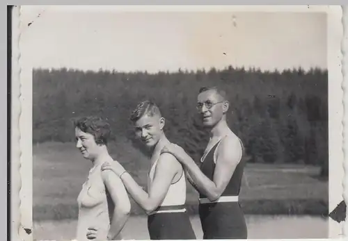 (F17677) Orig. Foto Personen im Waldschwimmbad Braunlage 1930er