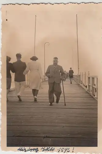 (F17621) Orig. Foto Miedzyzdroje Misdroy, Personen a. Seebrücke 1942