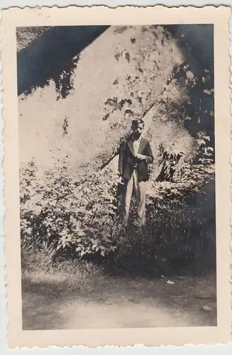 (F17250) Orig. Foto Fichtelgebirge, junger Mann vor Felsen bei Luisenburg 1937