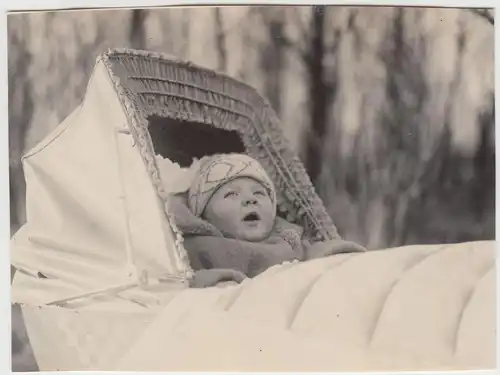 (F17195) Orig. Foto Kleinkind Rolf Martin im Kinderwagen 1928
