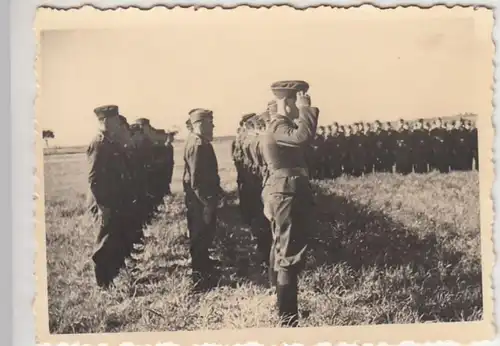 (F1708) Orig. Foto 2.WK Soldaten im Felde angetreten!, 1940er