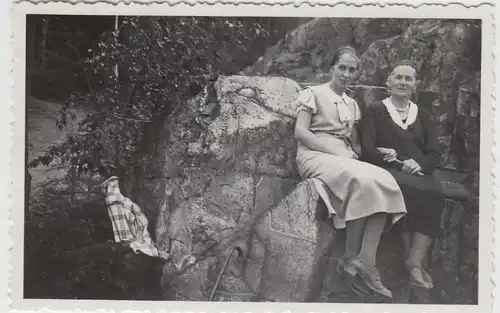 (F17052) Orig. Foto Podgórzyn, Hain, Personen an den Heusteinen 1934