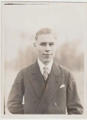 (F16573) Orig. Foto Porträt junger Mann 1930er