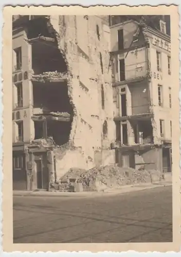 (F1632) Orig. Foto 2.WK zerstörtes großes Gebäude, 1940er