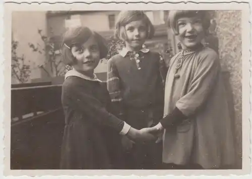 (F16300) Orig. Foto kleine Mädchen auf einem Balkon in Köln 1932