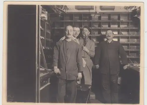 (F16198) Orig. Foto Inneres eines Eisenbahnwaggons der Kaiserlichen Post 1915