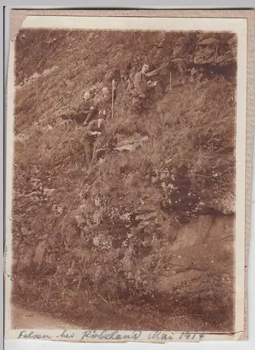 (F16171) Orig. Foto Rübeland, Männer klettern auf Felsen 1914