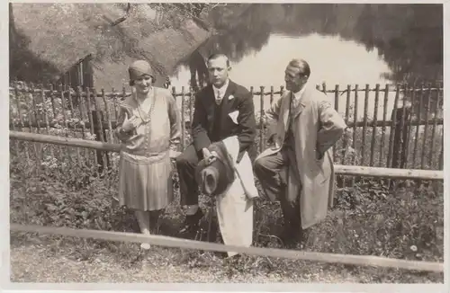 (F15932) Orig. Foto Karlsbad, Karlovy Vary, Personen spazieren 1929