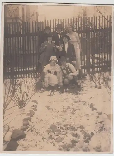 (F15875) Orig. Foto Personen in Verkleidung im Freien 1925