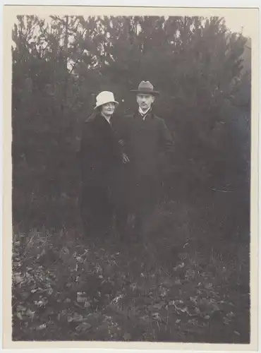 (F15465) Orig. Foto Eberswalde, Paar beim Hartsee, Herthesee 1924