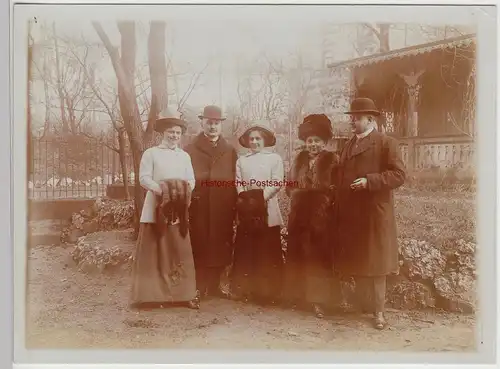 (F15310) Orig. Foto Personen, feine Herrschaften in einem Park 1910er (Wörlitz?)