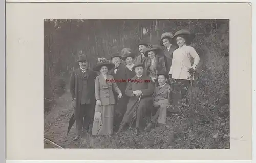 (F15301) Orig. Foto Personen, Gruppenbild im Freien 1910er