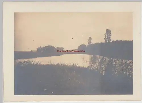 (F15249) Orig. Foto Landschaft mit Fluss 1910/20er