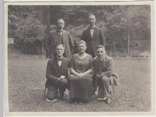 (F15032) Orig. Foto Personen, Gruppenbild im Freien 1924