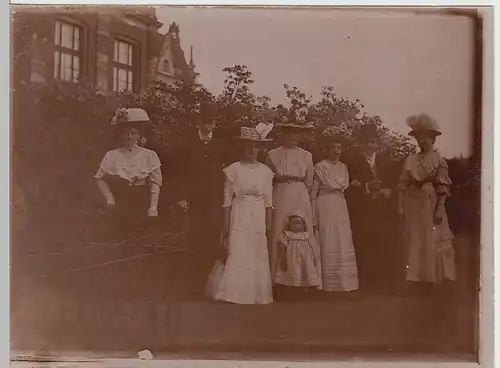 (F1478) Orig. Foto Hannover, Gruppe m. feinen Damen am Rathaus, 1920er