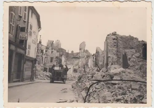 (F14433) Orig. Foto Frankreich 1930er, zerstörte Stadt