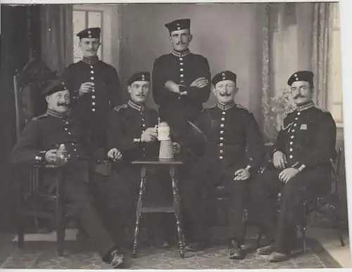 (F1425) Orig. Foto Gruppe Soldaten 1910, gelaufen von Potsdam 1910