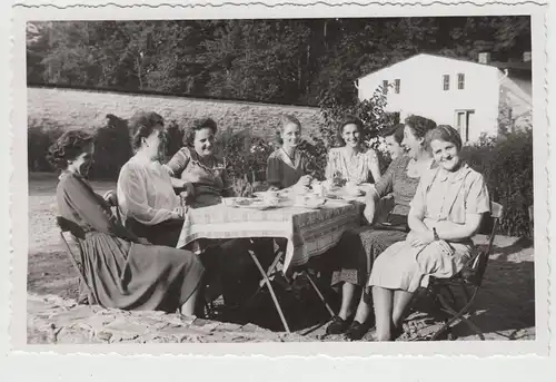 (F14119) Orig. Foto Hamburg, Verkäuferinnen bei Karstadt Wandsbek, Betriebsausfl