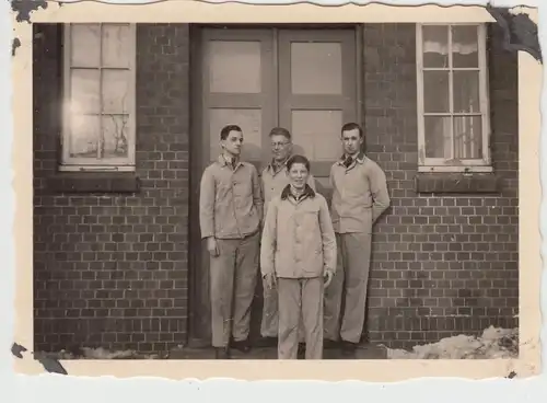 (F13875) Orig. Foto Cuxhaven Sahlenburg, Seehospital 1942, Männer an Schule Männ