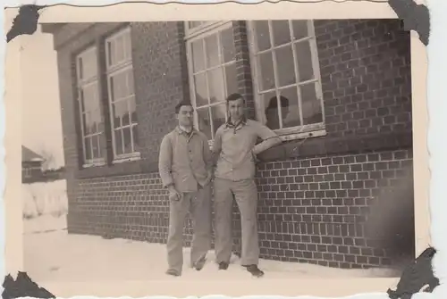 (F13874) Orig. Foto Cuxhaven Sahlenburg, Seehospital 1942, Männer an Schule Männ