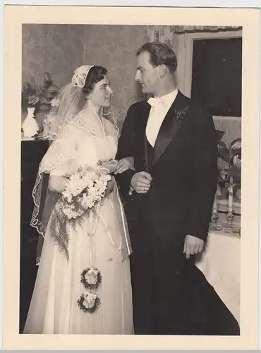 (F13863) Orig. Foto Hochzeit, Bremerhaven-Lehe 1950er