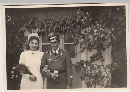 (F13673) Orig. Foto Hochzeit deutscher Soldat 15.5.1943, Hochzeitspaar
