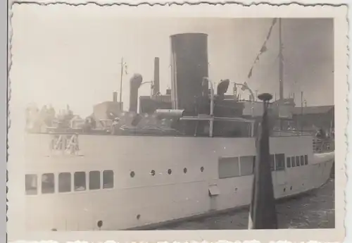 (F13585) Orig. Foto Wilhelmshaven, kleiner Dampfer im Hafen 1938