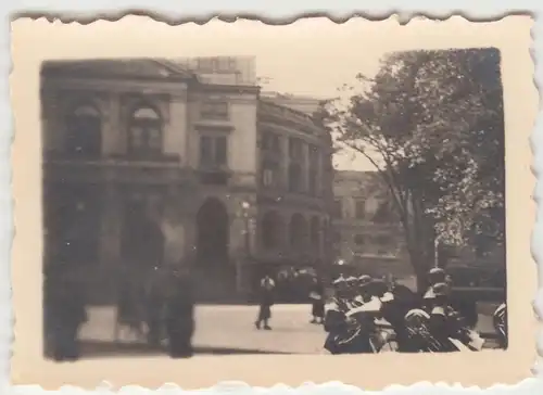 (F13522) Orig. Mini-Foto Altenburg Thür., Blick zum Theater 1940er