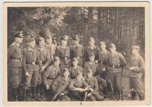 (F13420) Orig. Foto Deutsche Luftwaffe-Soldaten im Wald 1930er