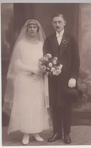 (F13139) Orig. Foto Hochzeitspaar, Jüterbog um 1920
