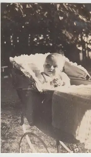 (F12982) Orig. Foto Kleinkind Hans-Jürgen Maerker im Kinderwagen, Insterburg 192