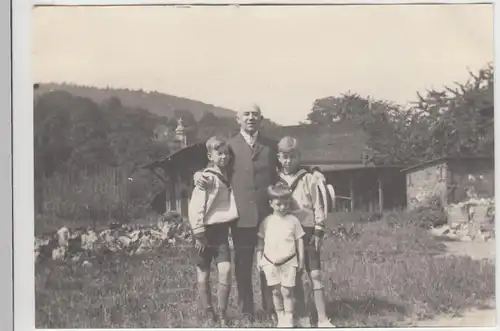 (F12974) Orig. Foto Familie Siemsen a. Grundstück bei Hameln 1926