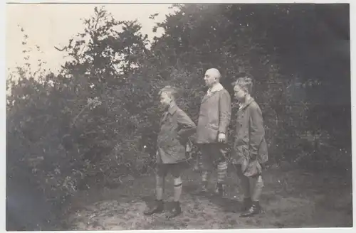 (F12973) Orig. Foto Wanderung an der Obensburg b. Hameln 1926