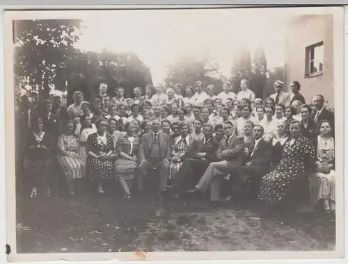 (F12936) Orig. Foto Gruppenbild am Gasthof Oberwaldkirchen 1937