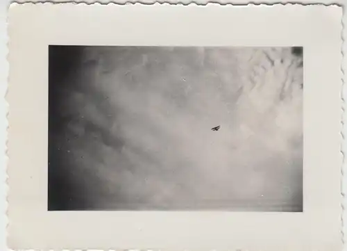 (F12854) Orig. Foto Flugtage Chemnitz 1934, Doppeldecker in der Luft