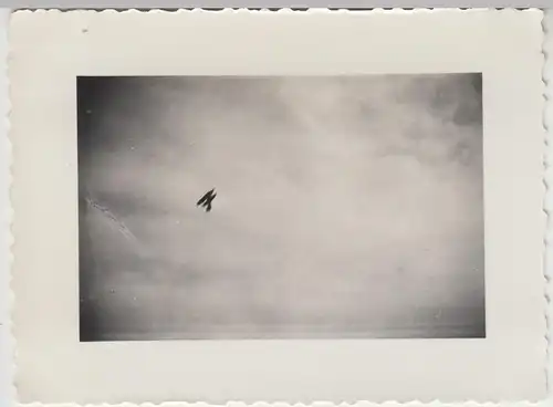 (F12853) Orig. Foto Flugtage Chemnitz 1934, Doppeldecker in der Luft