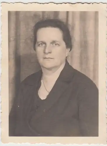 (F12828) Orig. Foto Porträt einer Frau 1934