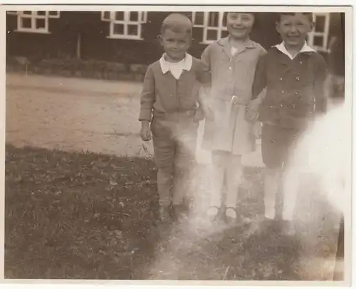 (F12713) Orig. Foto 3 Kinder im Freien, Ausfahrt Rehefeld 1931
