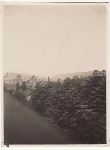 (F12682) Orig. Foto Gehlberg i. Thür., Blick auf Gebäude 1929