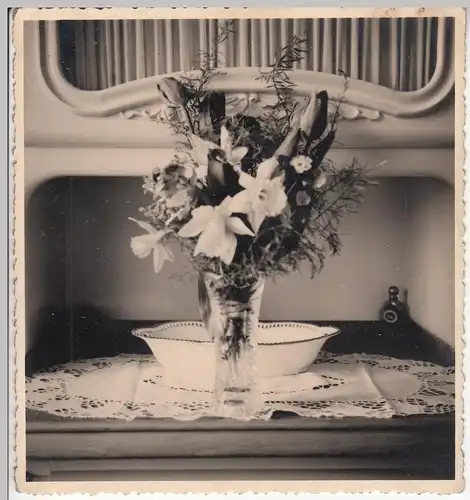 (F12491) Orig. Foto "Zimmeraufnahmen 1939", Blumenstrauß in Vase