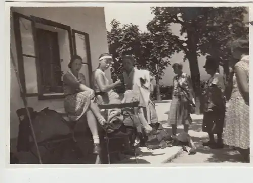 (F12372) Orig. Foto St. Wolfgangsee 1930, junge Damen bei der Abreise