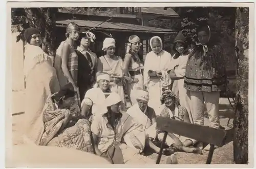(F12369) Orig. Foto junge Frauen in Verkleidung, Geburtstagsfest 1930